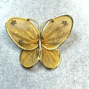 Vintage Golden Mesh Butterfly and Flowers Brooch Pin UNMARKED